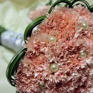 свад букет с роз гвозд