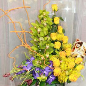 композиция из орхидей